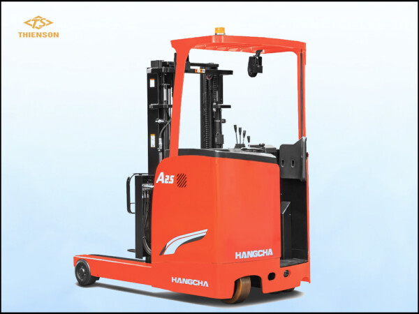 Xe nâng Reach Truck 2.5 tấn đứng lái